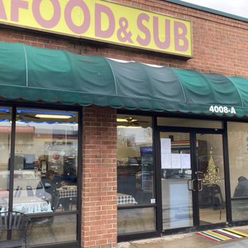 Dave's Seafood & Subs - Sandwiches Near Me - Chantilly, Virginia