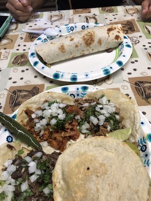 Taqueria San Tadeo by null
