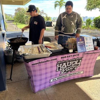 Hauoli Pastry - Cooking up a fresh batch ... - Cupcakes Near Me - Kaneohe, Hawaii Hauoli Pastry - Cooking up a fresh batch ... - Cupcakes Near Me - Kaneohe, Hawaii