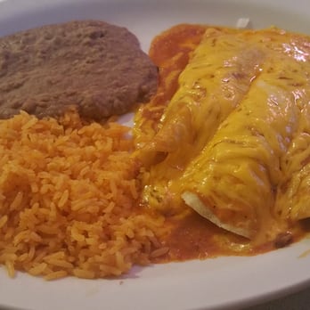 Taqueria Chapala #1 - Chicken enchiladas red - Mexican Near Me - Austin, Texas Taqueria Chapala #1 - Chicken enchiladas red - Mexican Near Me - Austin, Texas