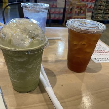 Paris Baguette - 20oz Matcha Frappe and Iced Tea - Bakeries Near Me - San Francisco, California