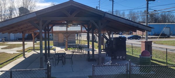 Memphis Street BBQ by null