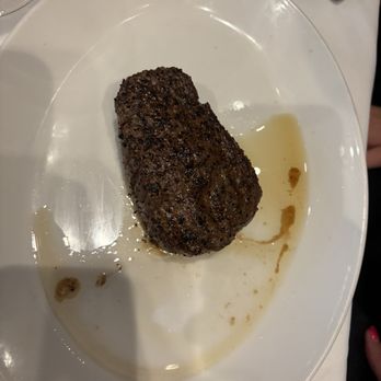 Del Frisco's Double Eagle Steakhouse - Filet Mignon 12 oz - Steakhouses Near Me - New York, New York Del Frisco's Double Eagle Steakhouse - Filet Mignon 12 oz - Steakhouses Near Me - New York, New York