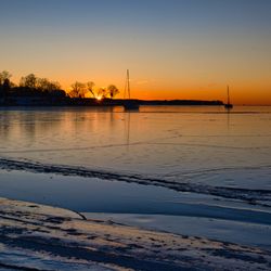 Liberty Marina - Sunrise over the frozen South River