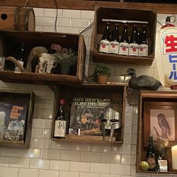 Oxbow Blending & Bottling - Cool decor and funky music