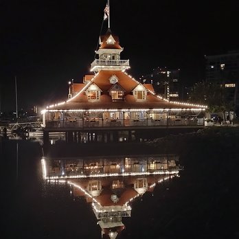 Bluewater Grill - Magical picture from the outside - Seafood Near Me - Coronado, California