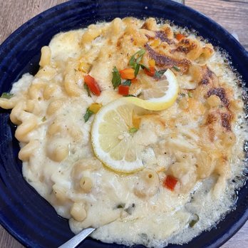Dajio - Crab Mac n cheese - Seafood Near Me - Ocracoke, North Carolina