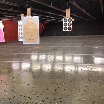 Range USA Mokena - The range - Guns & Ammo Near Me - Mokena, Illinois