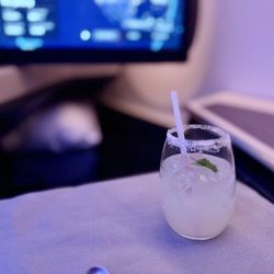 國泰航空 - Signature Cocktail - Business class SFO to HKG