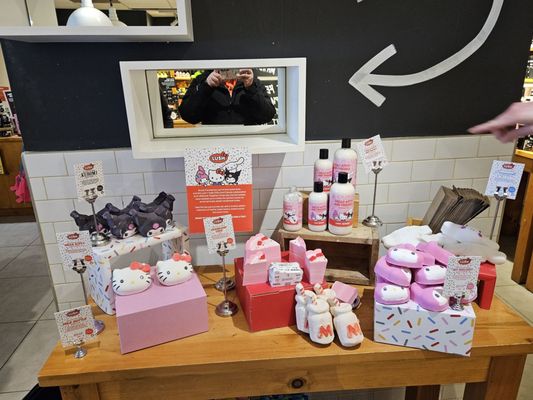 Lush Cosmetics Harbor East by null