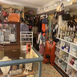 Simply Twisted Boutique