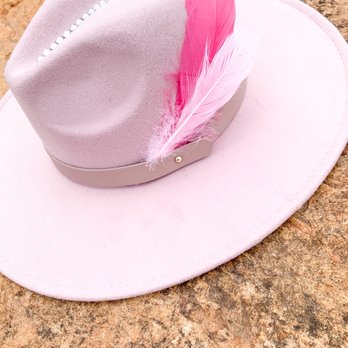 Canton Marketplace - The Bee Charmer hat - Flea Markets Near Me - Canton, Texas Canton Marketplace - The Bee Charmer hat - Flea Markets Near Me - Canton, Texas