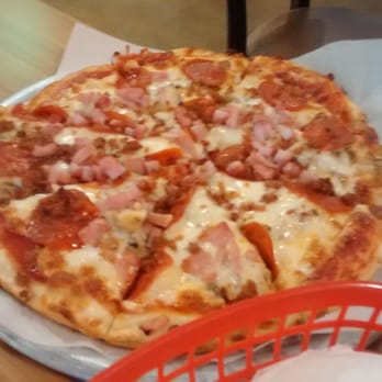 Pizzita Circle - Pizza Near Me - Chino, California Pizzita Circle - Pizza Near Me - Chino, California