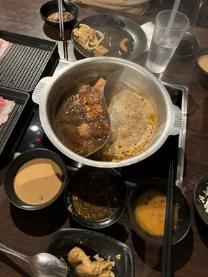 Mo-Mo-Paradise by null