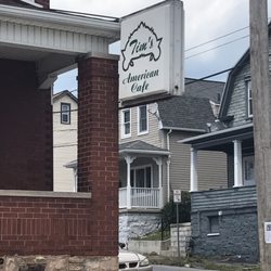 Tim's American Cafe - On the corner, it is true Americana!