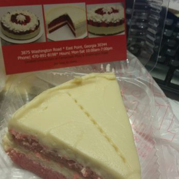 Sammy Cheezecake - Strawberry cake! So moist! - Bakeries Near Me - East Point, Georgia