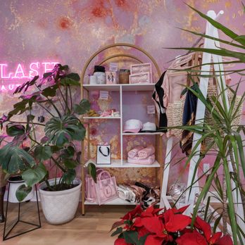 Iconic Lash Studio - Eyelash Service Near Me - Wilmington, North Carolina