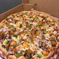 Pizza Twist - Chicken Tikka Masala Pizza (medium spicy) - small, hand toss crust