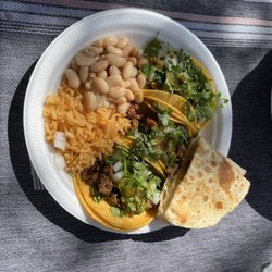 Tacomiendo - Tacos plus quesadillas