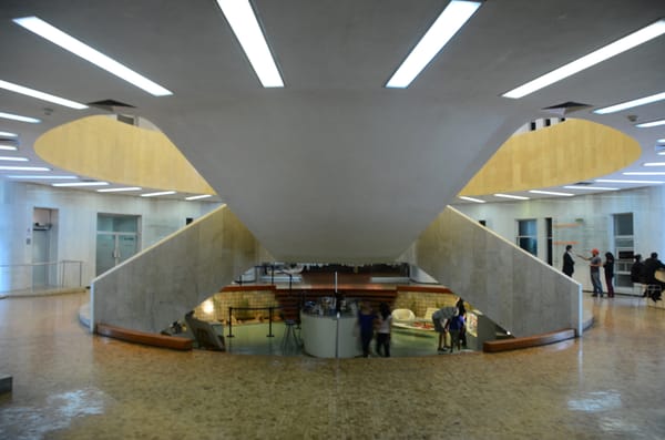 Museo de Arte Moderno by null