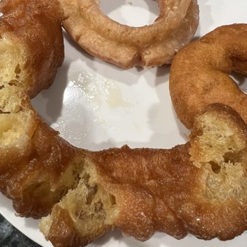 Rolling Pin Donuts - Very greasy donuts. Not sure what happened!!! Changed of recipe - Donuts Near Me - San Bruno, California Rolling Pin Donuts - Very greasy donuts. Not sure what happened!!! Changed of recipe - Donuts Near Me - San Bruno, California