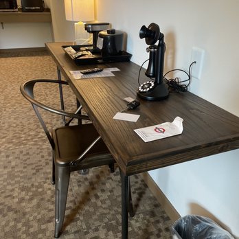 The Okoboji Commons Hotel - functional desk-I travel with my own make up mirror so was a big fan of this space - Hotels Near Me - Okoboji, Iowa The Okoboji Commons Hotel - functional desk-I travel with my own make up mirror so was a big fan of this space - Hotels Near Me - Okoboji, Iowa