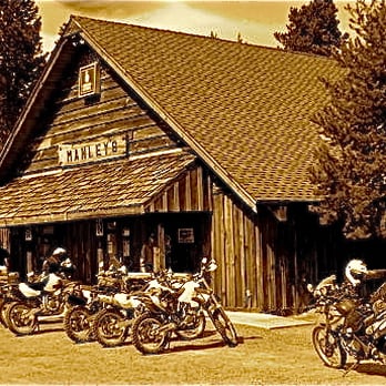 Manley's Tavern - Outside Manley's Tavern in Crescent Lake, Oregon. Order the broasted chicken. For the love of God, order the broasted chicken. - Pubs Near Me - Crescent Lake, Oregon