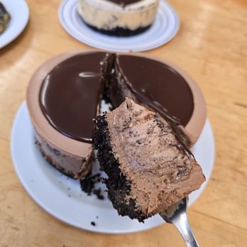 Kyle’s Cakes N’at - Desserts Near Me - Pittsburgh, Pennsylvania