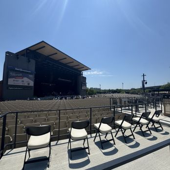 Allianz Amphitheater - Music Venues Near Me - Richmond, Virginia Allianz Amphitheater - Music Venues Near Me - Richmond, Virginia