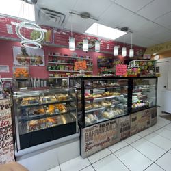 El Buen Pan Bakery - Inside