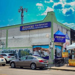 Newport Fish & Seafood - Storefront
