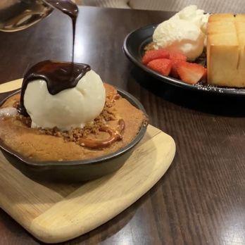 Spot Dessert Bar - Cookie Camp, Golden Toast. - Desserts Near Me - Flushing, New York Spot Dessert Bar - Cookie Camp, Golden Toast. - Desserts Near Me - Flushing, New York