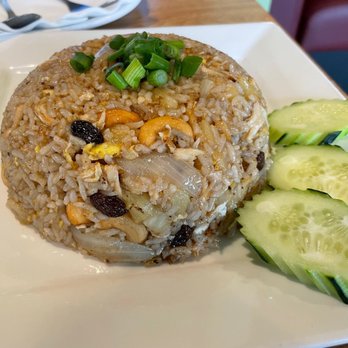 Bangkok Restaurant - Pineapple Fried Rice - Thai Near Me - Kennewick, Washington Bangkok Restaurant - Pineapple Fried Rice - Thai Near Me - Kennewick, Washington