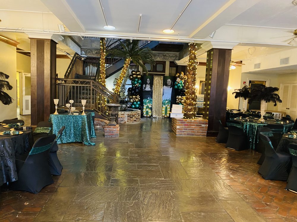 Logans Place Venue - wedding in Baton Rouge, LA