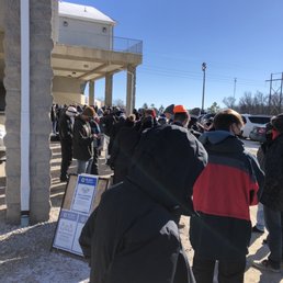This is the line to check in at Paoli Peaks on January 23, 2021.
