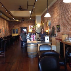 Lucchesi Mill Street Tasting Room - The interior!