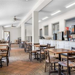 Super 8 by Wyndham Custer/Crazy Horse Area - Breakfast Area
