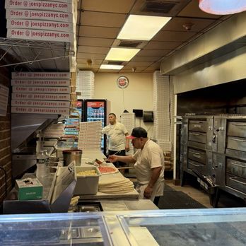 Joe's Pizza - Where the magic happens. This dude was grooving! - Pizza Near Me - New York, New York Joe's Pizza - Where the magic happens. This dude was grooving! - Pizza Near Me - New York, New York