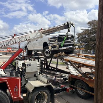 K&S Towing LLC - Towing Near Me - Lometa, Texas