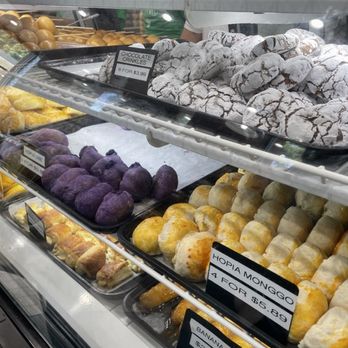 Valerio's Tropical Bakeshop - Bakeries Near Me - Milpitas, California Valerio's Tropical Bakeshop - Bakeries Near Me - Milpitas, California