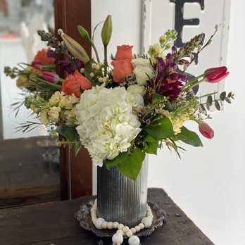 All In Bloom - Designers Choice - Florists Near Me - Santaquin, Utah