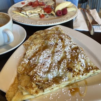 Cafe C'est La Vie - Orchard Crepe - Cafes Near Me - Depoe Bay, Oregon Cafe C'est La Vie - Orchard Crepe - Cafes Near Me - Depoe Bay, Oregon