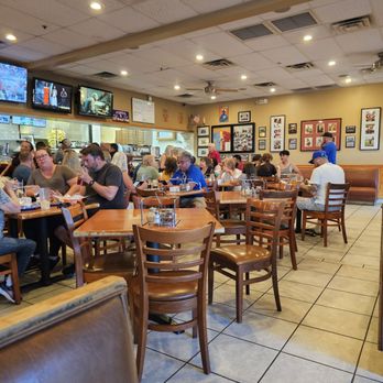 Jojo's Pizza & Family Restaurant