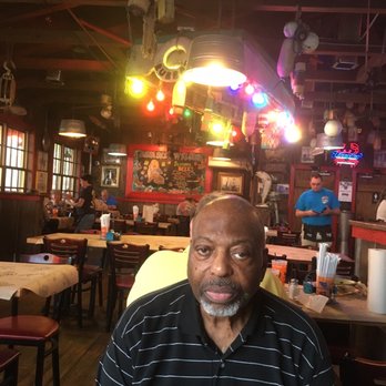 Bubba's Fish Shack - Hubby for dinner! First time here recommended by IHG Resorts - Seafood Near Me - Surfside Beach, South Carolina