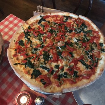 Home Slice Pizza - ##4 Spinach, Roasted Red Peppers, Green Olives, Onions - Medium - Pizza Near Me - Austin, Texas