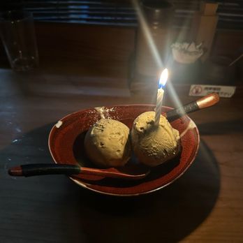 Ippuku - Hojicha icecream - Bars Near Me - Berkeley, California
