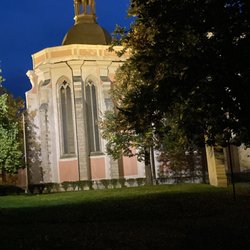 Kostel Nanebevzetí Panny Marie a sv. Karla Velikého - Kostel Nanebevzetí Panny Marie a sv. Karla Velikého -  Kirche St. Maria Himmelfahrt und Kaiser Karl der Große -