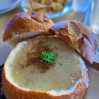 Barbara's Fishtrap - Fresh Made Clam Chowder | IG: Smackinfood - Seafood Near Me - Half Moon Bay, California Barbara's Fishtrap - Fresh Made Clam Chowder | IG: Smackinfood - Seafood Near Me - Half Moon Bay, California