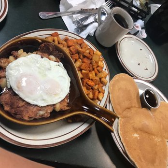 Egg Works - Corned beef hash and Mickey Mouse pancake - Breakfast & Brunch Near Me - Las Vegas, Nevada Egg Works - Corned beef hash and Mickey Mouse pancake - Breakfast & Brunch Near Me - Las Vegas, Nevada