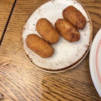 Tapeo - Iberian ham croquets - Tapas Bars Near Me - Barcelona, B Tapeo - Iberian ham croquets - Tapas Bars Near Me - Barcelona, B